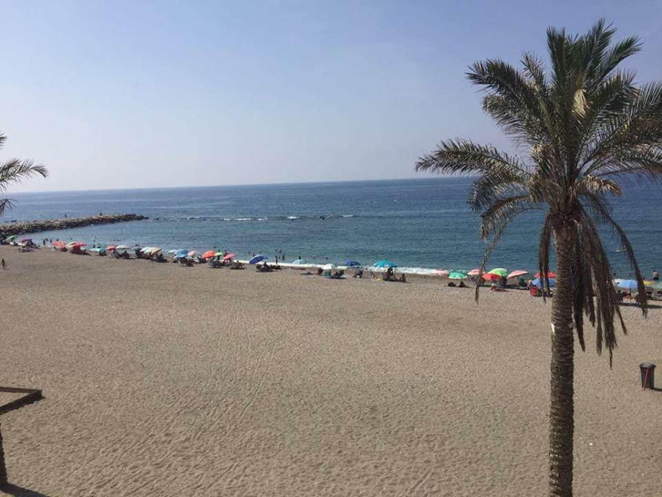 Apartamento 1º Linea Playa Torrenueva, Motril, Granda تورينيوفا المظهر الخارجي الصورة